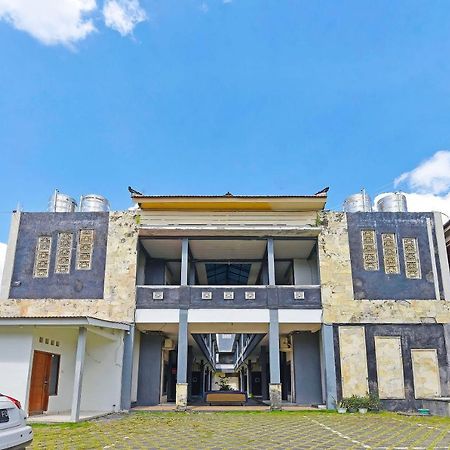 Super Oyo 91495 Hotel Indah Residence Denpasar Exterior foto