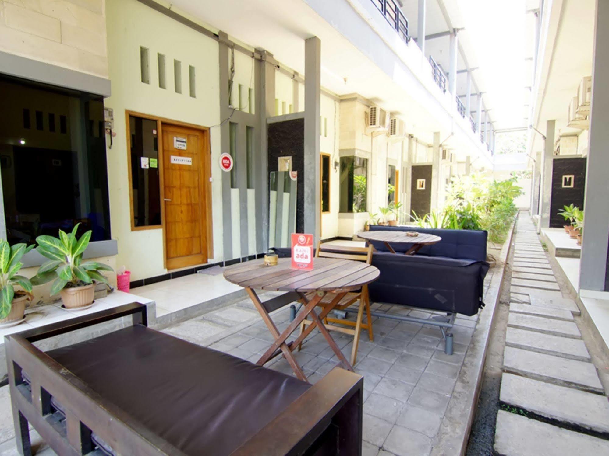 Super Oyo 91495 Hotel Indah Residence Denpasar Exterior foto